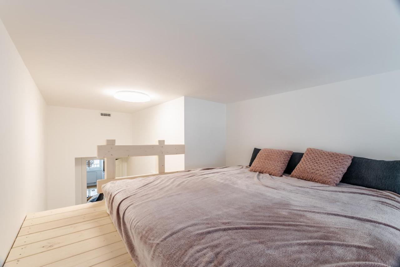 Elegant Apartments Located In The Centre Of Praha Bagian luar foto