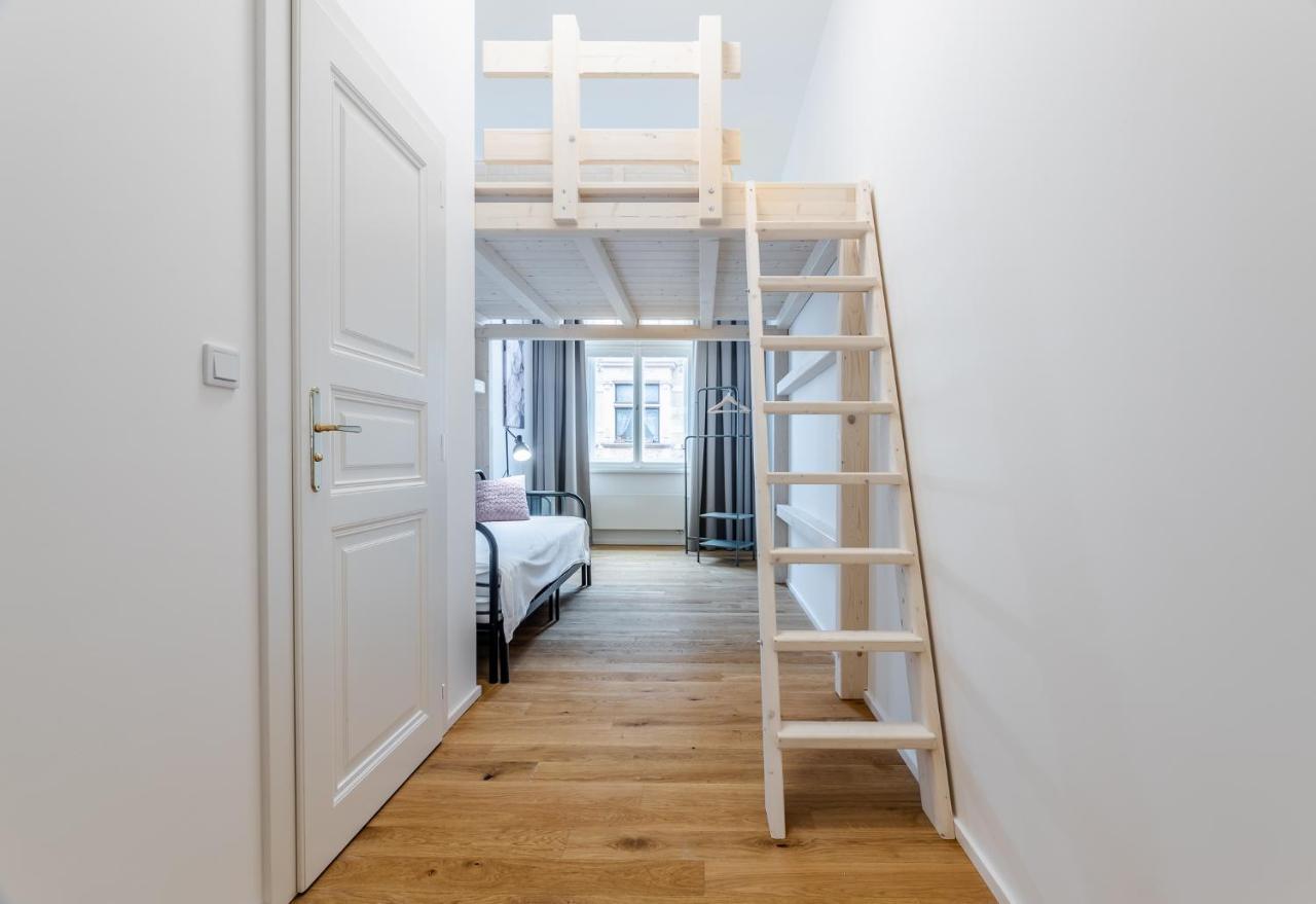 Elegant Apartments Located In The Centre Of Praha Bagian luar foto