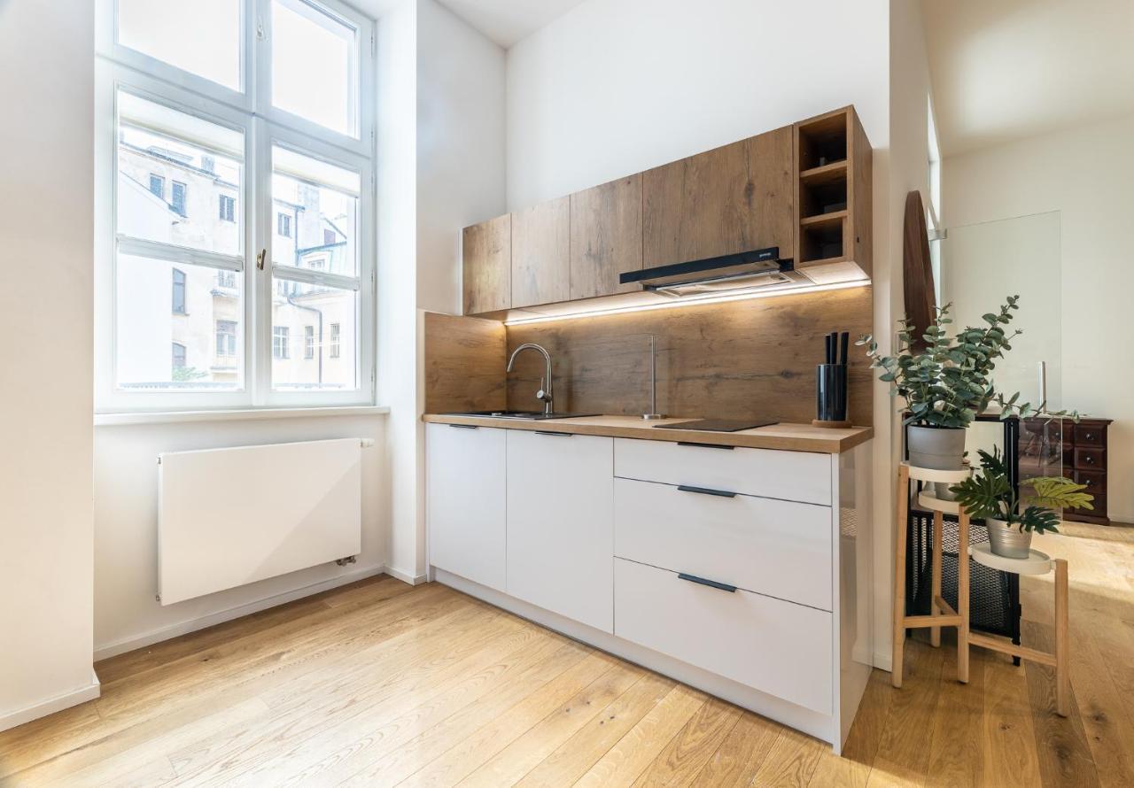 Elegant Apartments Located In The Centre Of Praha Bagian luar foto