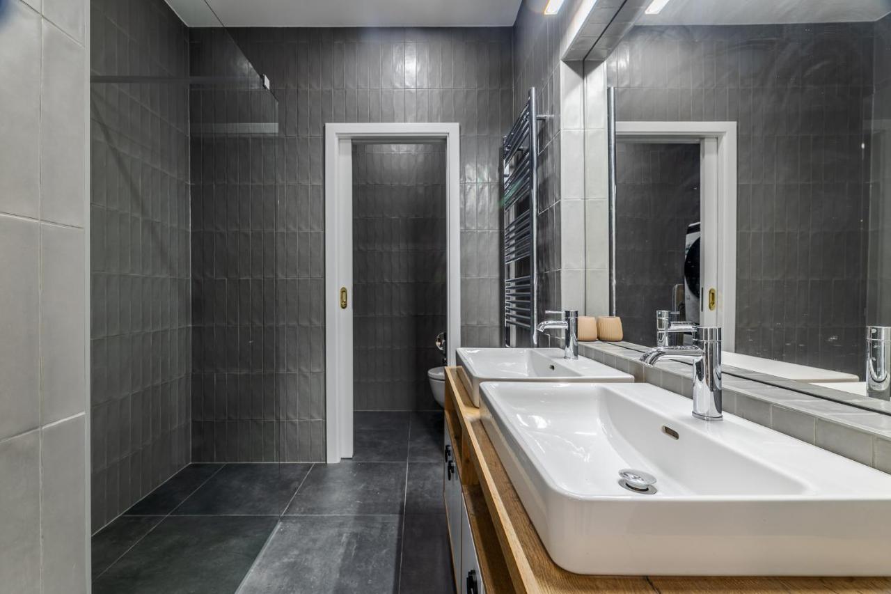 Elegant Apartments Located In The Centre Of Praha Bagian luar foto