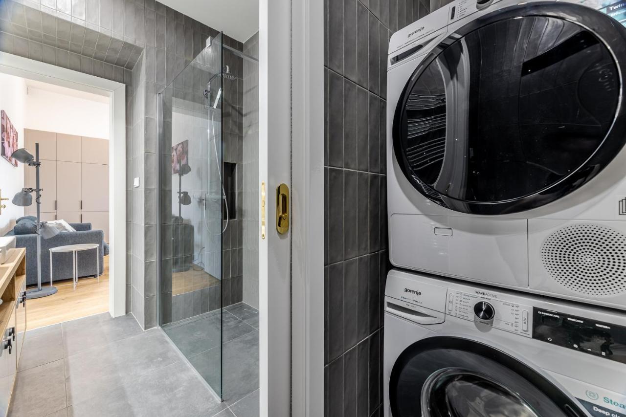 Elegant Apartments Located In The Centre Of Praha Bagian luar foto