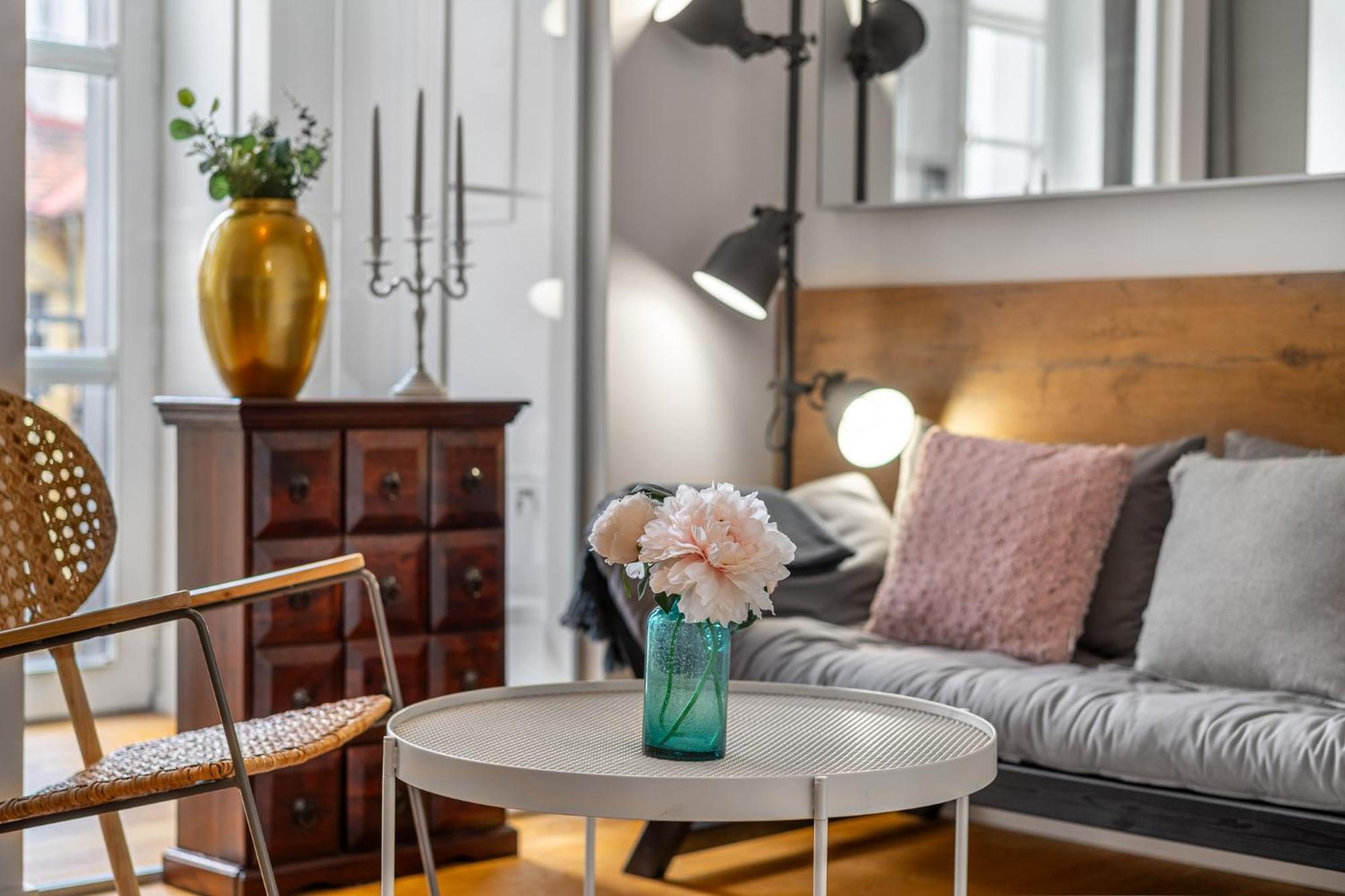 Elegant Apartments Located In The Centre Of Praha Bagian luar foto